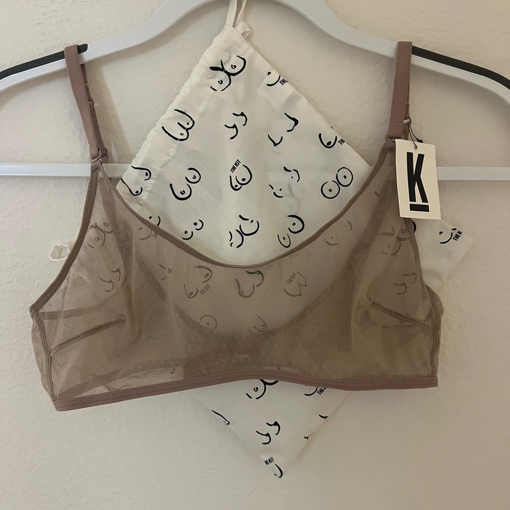 Kit Undergarments Mesh Tank Bra in sheer Clay NWT Size 2 (M)